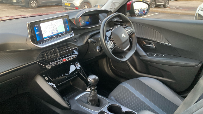 Peugeot 2008 1.2 PureTech Allure Premium 5dr Petrol Estate